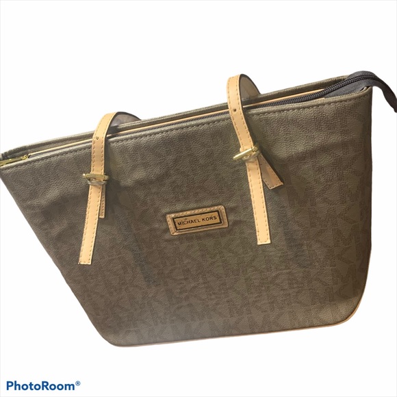 MICHAEL KORS BROWN CREAM TOTE LARGE LOGO BAG PURSE - Picture 14 of 14